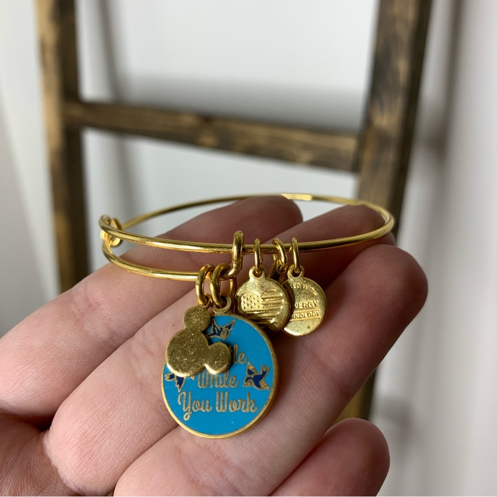 Alex and Ani ‘Whistle While You Work’ Snow White Disney Shiny Gold Bangle